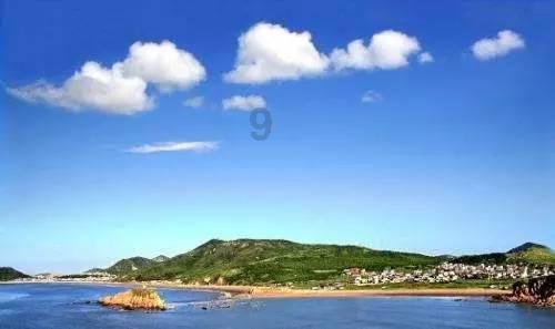 周海媚追思会已经低调举办，骨灰安葬在香港，遗作仙剑4已经开播
